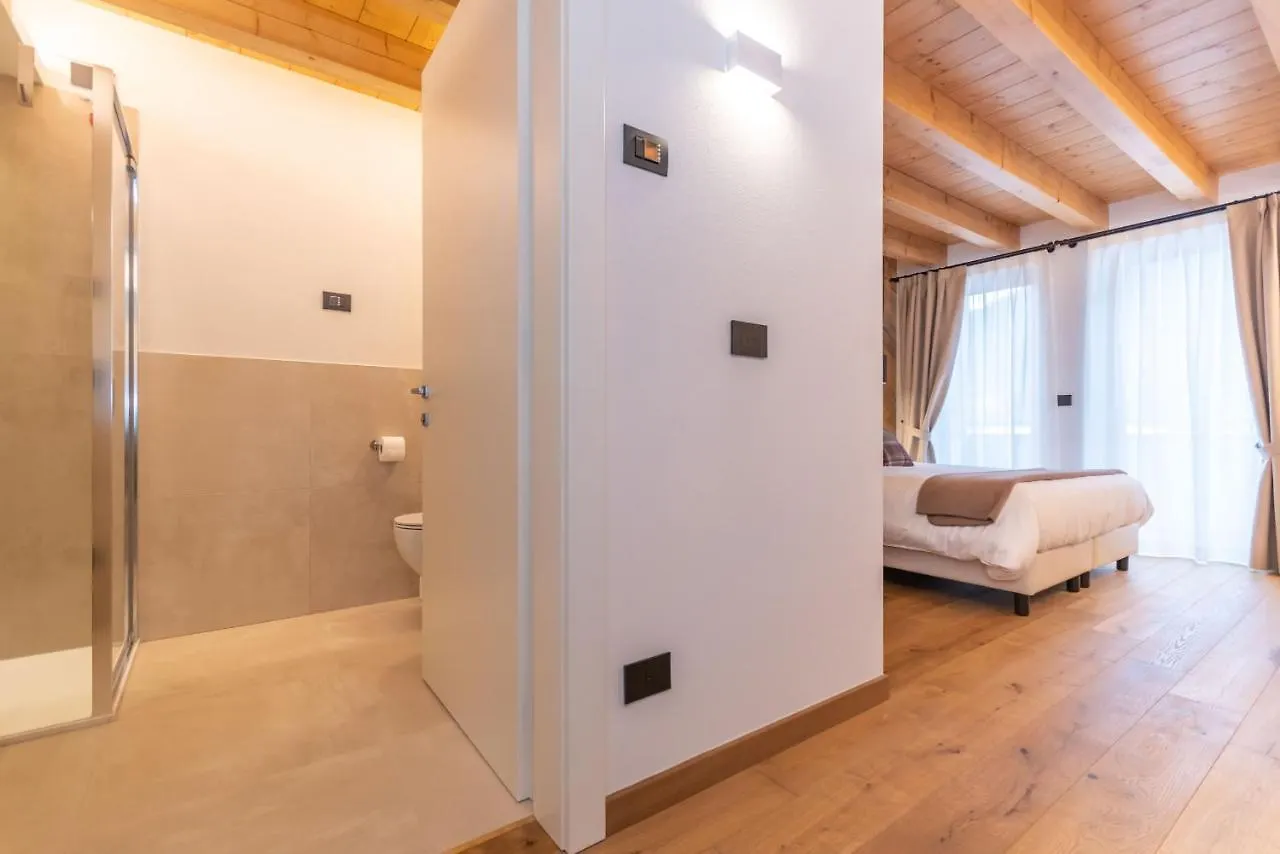B&B El Lares - B&B L'Avez Canale dʼAgordo 0*,  Italia
