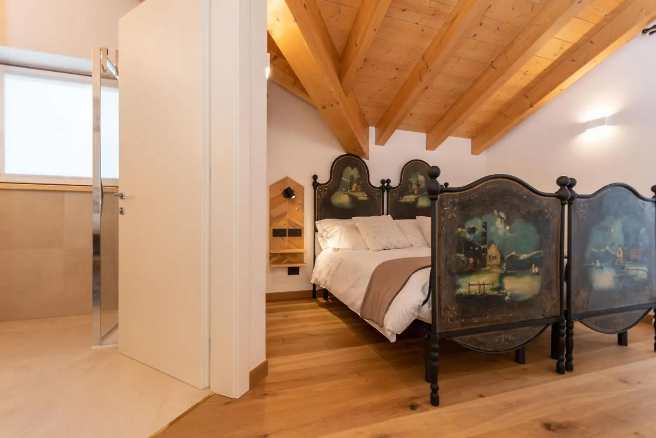 B&B El Lares - B&B L'Avez Canale dʼAgordo 0*,  Italia