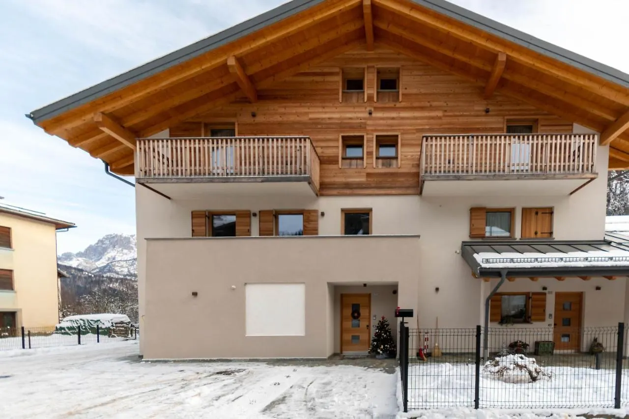 B&B El Lares - B&B L'Avez Canale dʼAgordo 0*,  Ιταλία